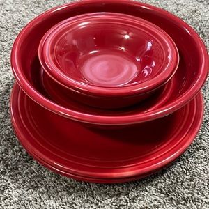 Art Deco Fiestaware post 86 - 6 piece red set